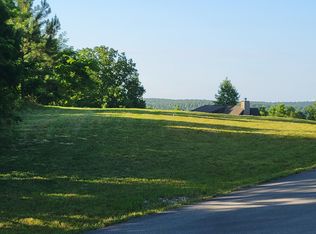 102 Falling Cliff Dr #102, South Pittsburg, TN 37380