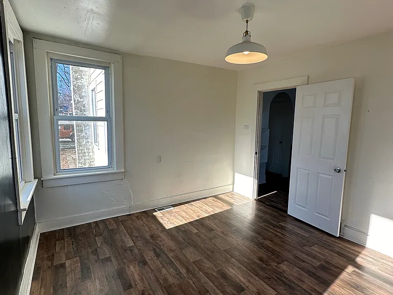 501 S Washington St #1 — Photo 9