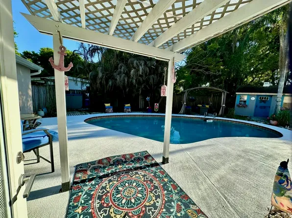 1875 31st Avenue, Vero Beach, FL 32960