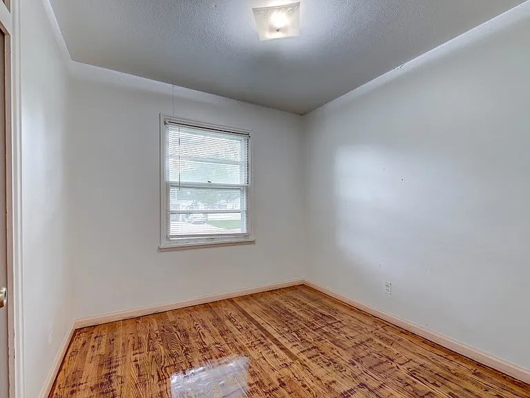 4469 Mohegan Dr — Photo 16