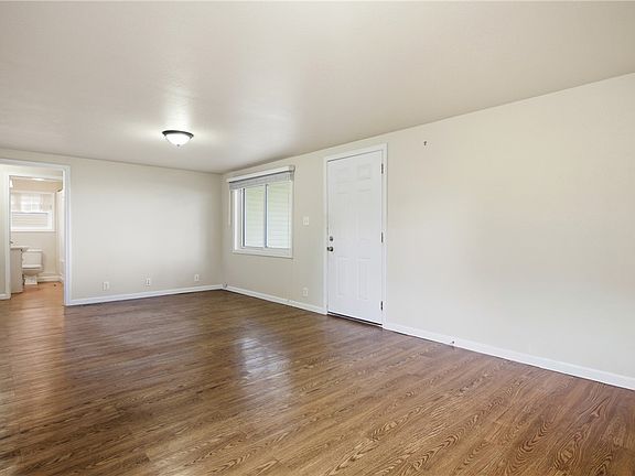 3rd image of 721 S 28th St