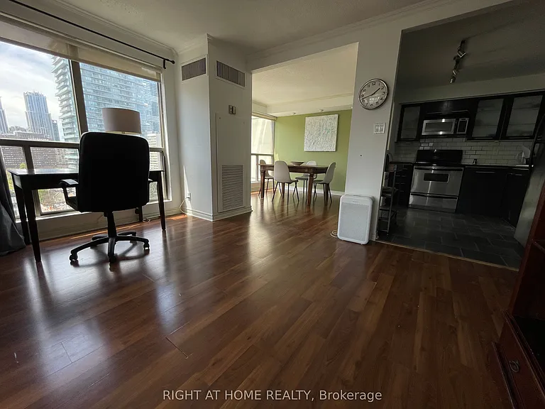 298 Jarvis St #1507 — Photo 15