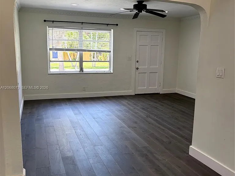 1422 Wiley St — Photo 7