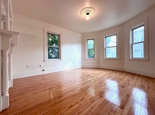 9 Holden St APT 2, Dorchester, MA 02125