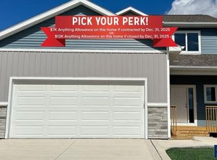 325 S Willow Spring Dr, Sioux Falls, SD 57110