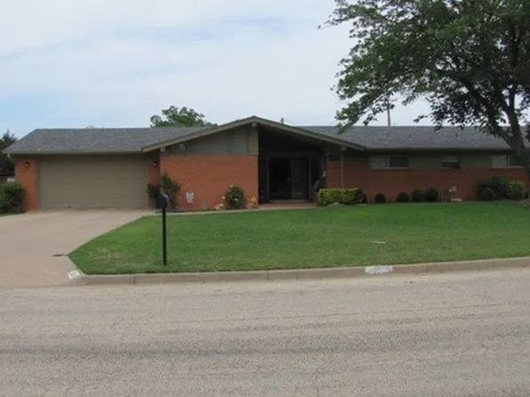 2906 Denison Ave, Snyder, TX 79549