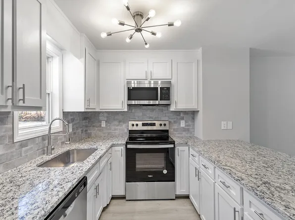 401 E Williams St, Angier, NC 27501