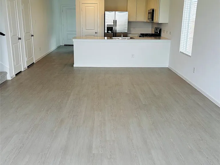2126 Mosaic Valley Ct — Photo 15