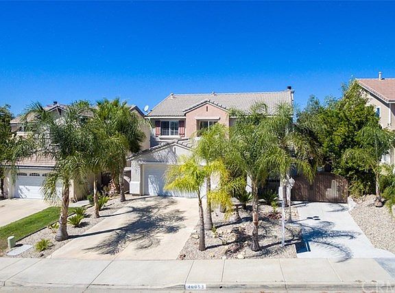 3rd image of 40053 Lafayette Dr