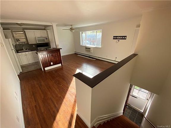 2nd image of 36 Manor Dr #36