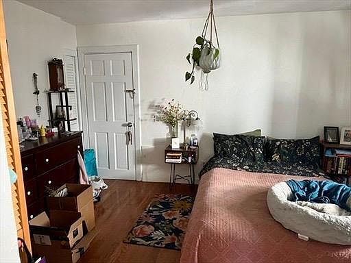 1st image of 35 Parker St APT 3