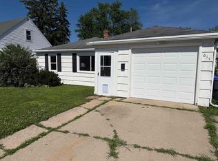 614 Reed St, Neenah, WI 54956