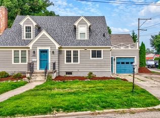 447 Park Ave, Ottawa, IL 61350