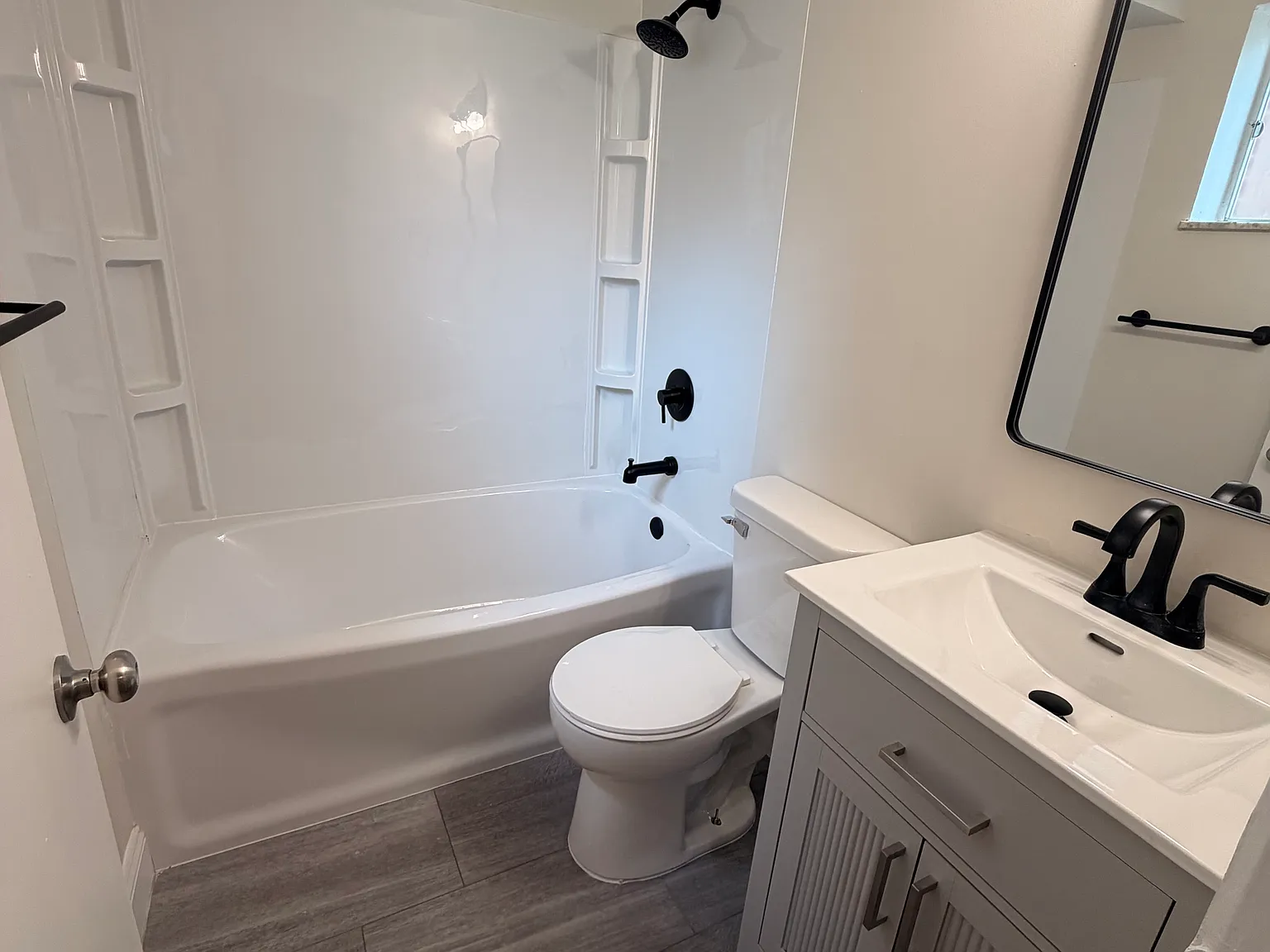1 bed, 500 sqft, $925 — Photo 2