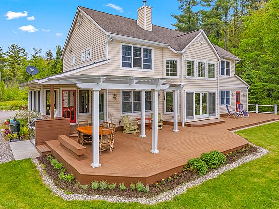 3rd image of 3565 Twin Lakes Dr
