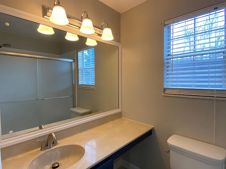 817 Tree Trunk Rd — Photo 7