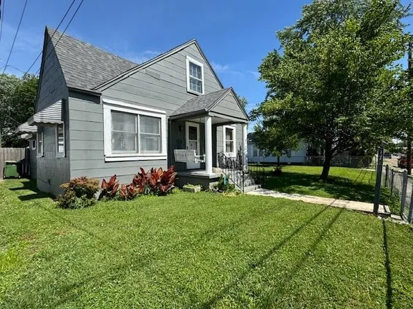 17 N Adams St, Henderson, KY 42420