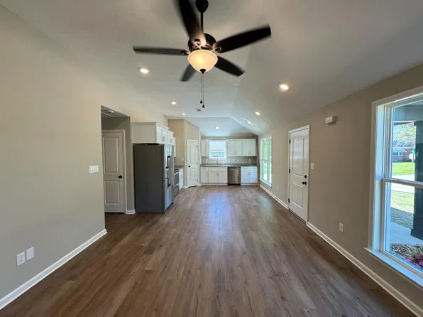 2508 Vine St, Humboldt, TN 38343