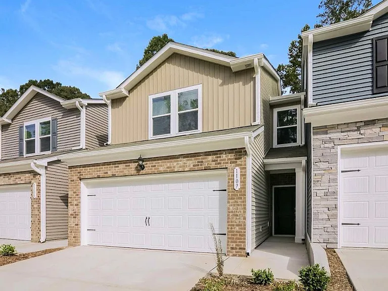 1108 Greenville Way — Photo 1