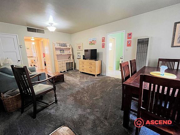 3rd image of 2505 Encina St #2507