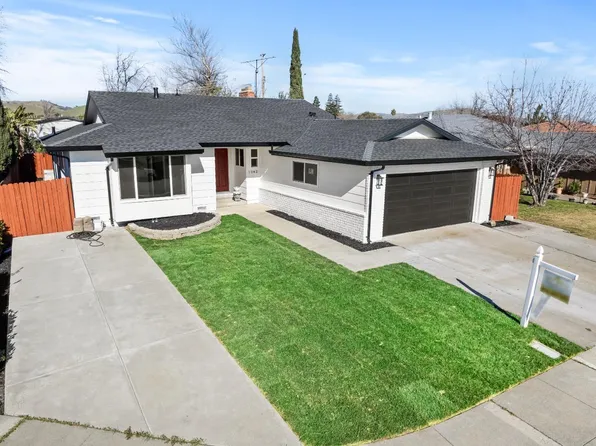 1042 Breton Dr, Fairfield, CA 94533