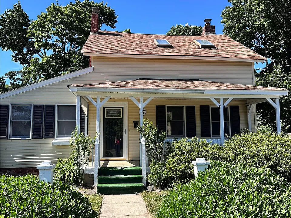 47 Henry St