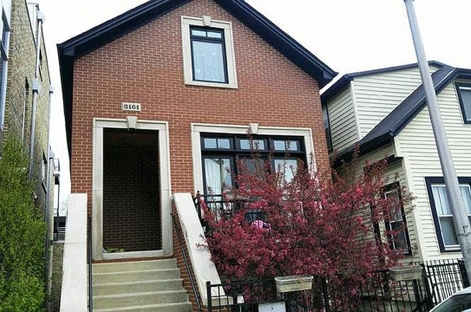 1st image of 2161 N Oakley Ave APT 1