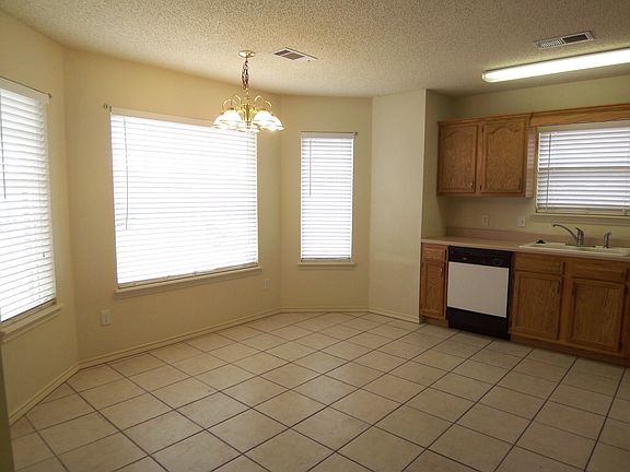 3rd image of 10615 Belton Ave