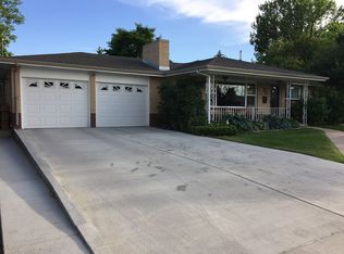 1823 Cheshire Dr, Cheyenne, WY 82001