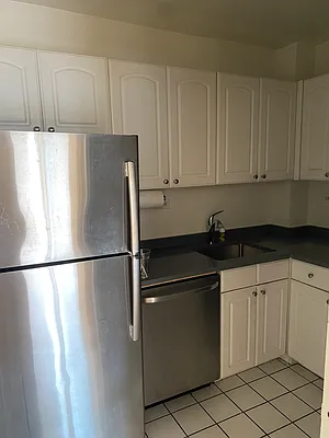 Rented by Real Estate Investors Group LLC | media 15