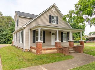 4085 Beach Rd, Hudson, NC 28638