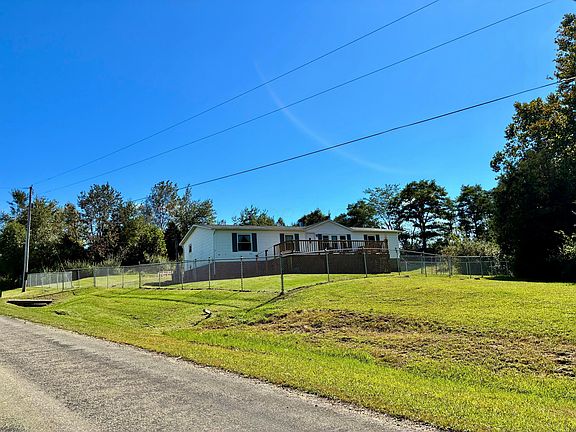 2nd image of 7045 Cathy Rd