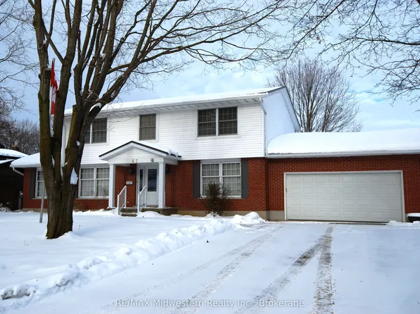 62 King St N, Minto, ON N0G 1Z0