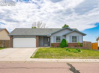 867 Eagle Bend Dr, Colorado Springs, CO 80911