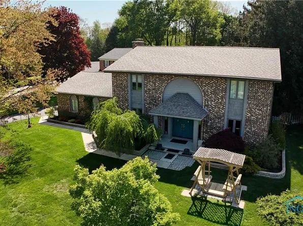 5335 Fox Run Ln, Toledo, OH 43623