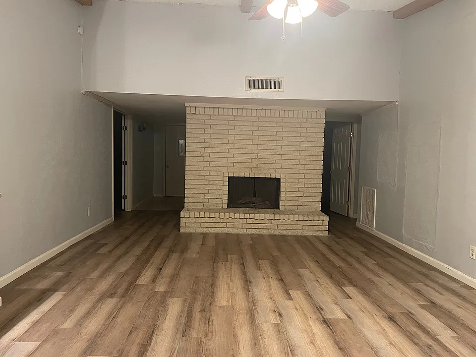 1425 Natchez Dr