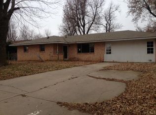 2002 Melissa Ln, Springdale, AR 72762