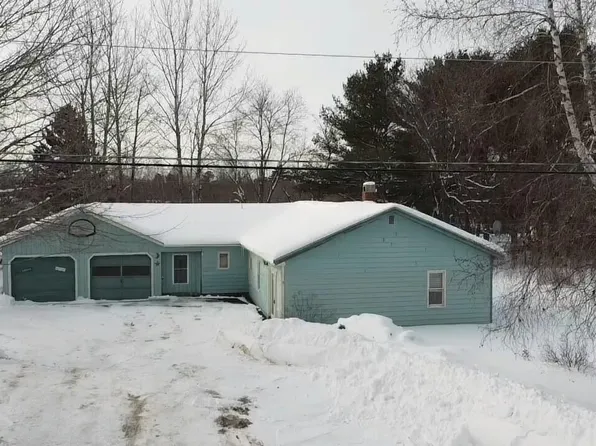 4 Mann Street, Howland, ME 04448