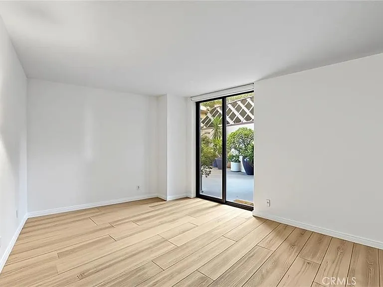 4337 Marina City Dr #149 — Photo 29