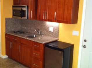 1090 Iris St, Redwood City, CA