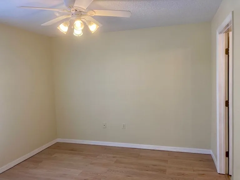 11246 W Freshwater Path — Photo 14