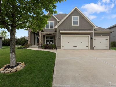 1809 NE Parks Summit Blvd, Lees Summit, MO, 64064