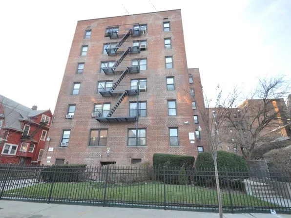 11-41 McBride St #4C, Queens, NY 11691