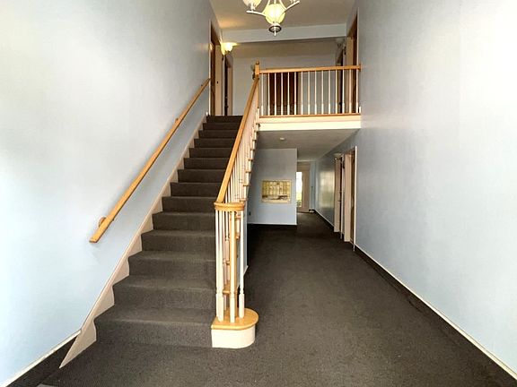 2nd image of 1707 Mayenne Ct