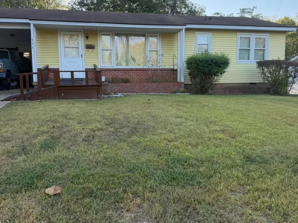 511 S Foster Dr, Tupelo, MS 38801