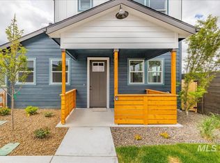 1475 N Bluffs Ridge Ln, Boise, ID 83704