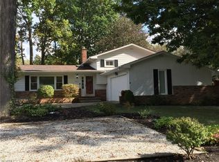 4609 Commodore Dr, Stow, OH 44224