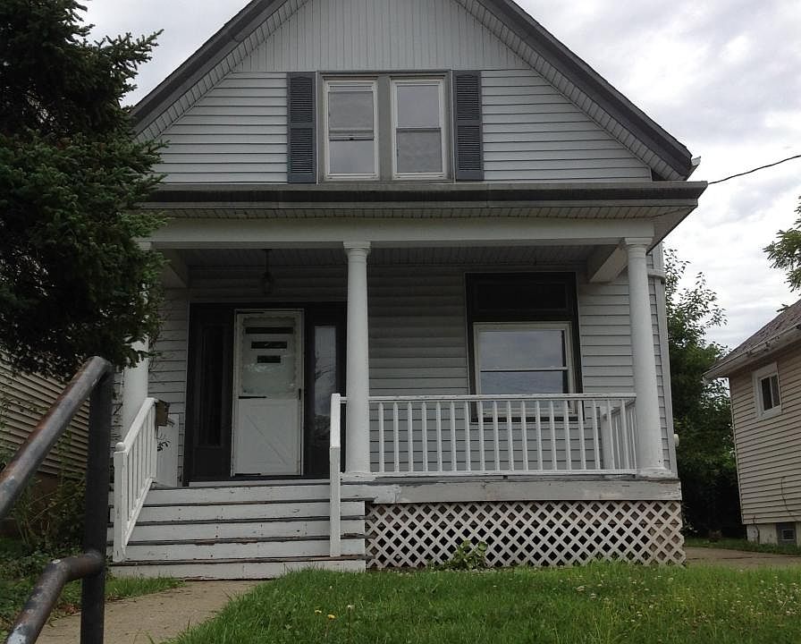 1st image of 3860 Davis Ave