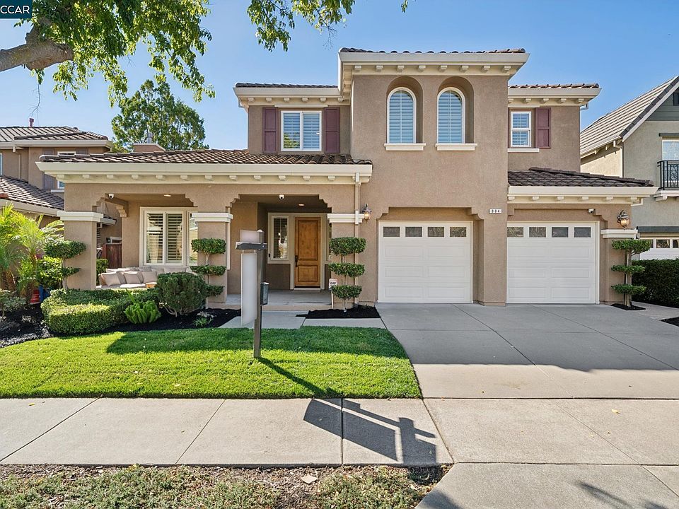 1st image of 884 Bandol Way