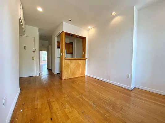 Rented by Union Square Property Management | media 10